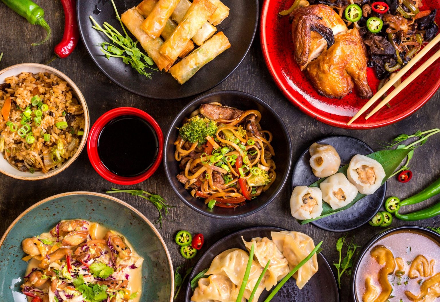 A Feast of Chinese and Foreign Food Cultures