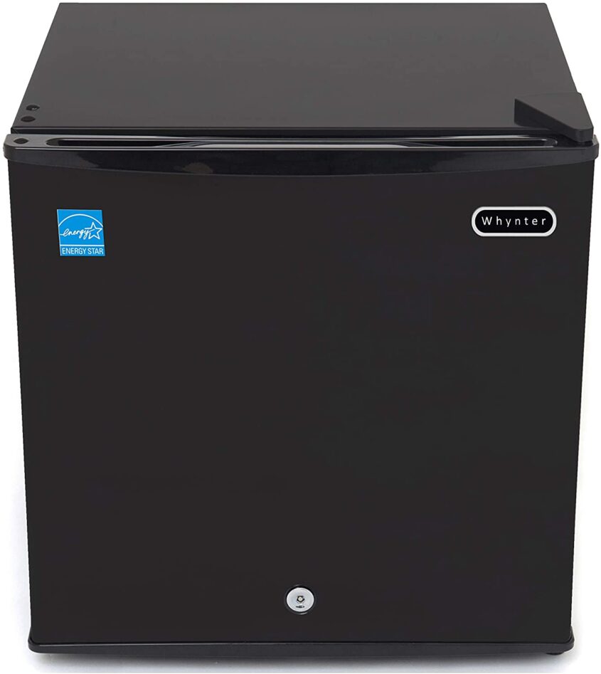 10 Best Mini Fridges With Lock 2023 Buying Guide