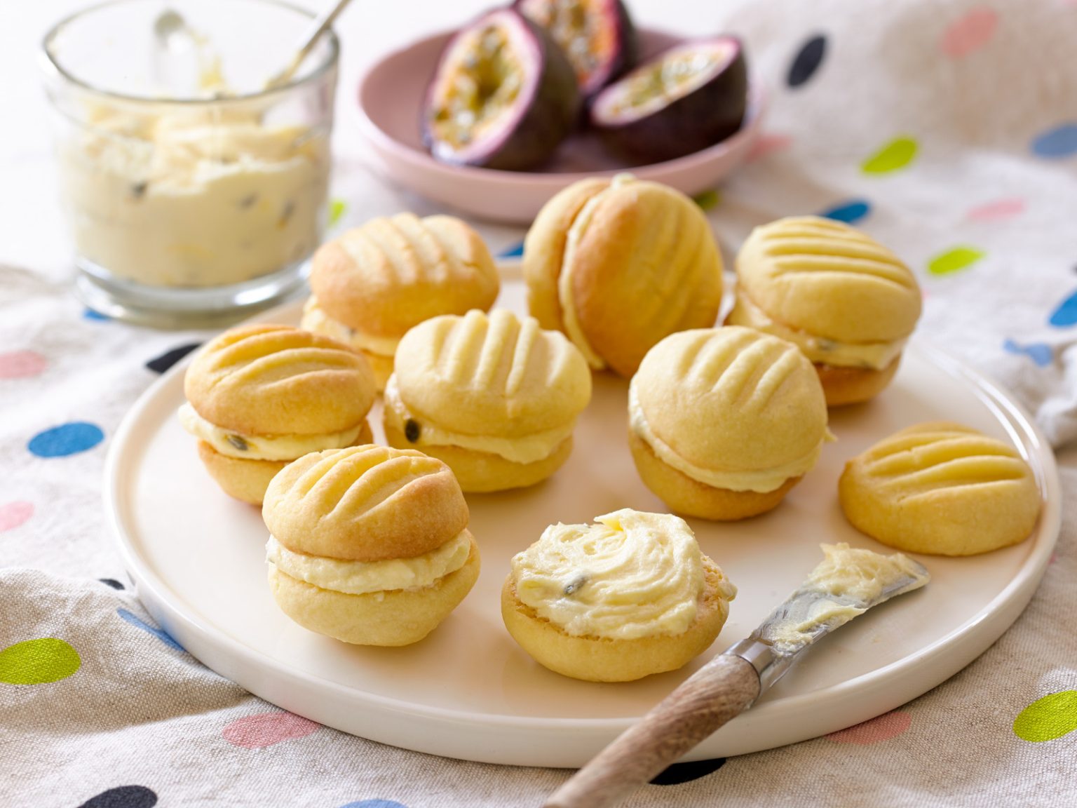 10 Traditional Cookies You Need To Try When Visiting Australia