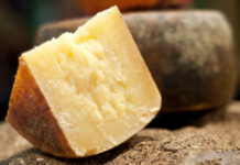 Pecorino Romano Vs Parmesan: Taste, Uses, And Pairings
